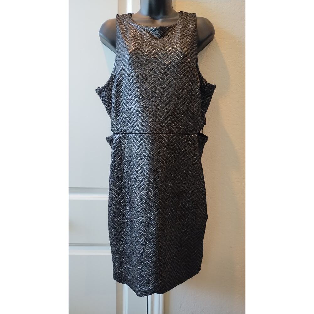 Forever 21 the moon side cutouts metallic sleeveless mini dress size 1X